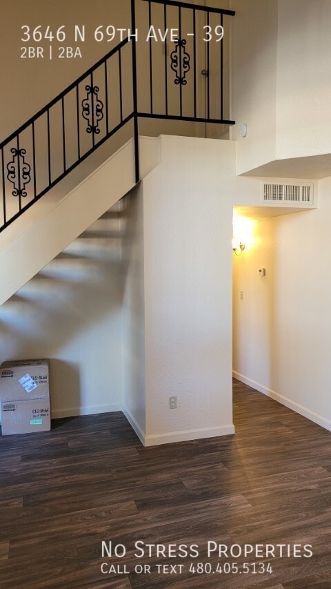 Building Photo - 3646 N 69th Ave