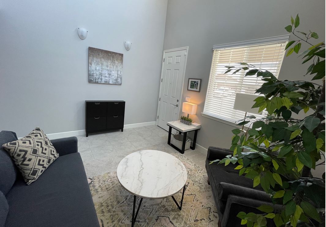 Building Photo - 6803 Rivaldo Dr