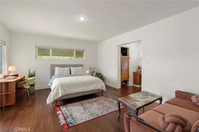 Building Photo - 2528 French St
