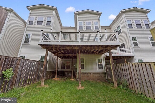 Building Photo - 23215 Tradewind Dr