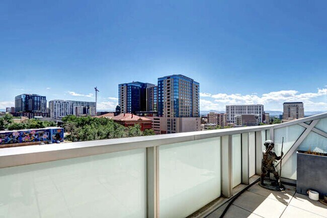 Building Photo - Denver Art Museum Penthouse Available NOW!!