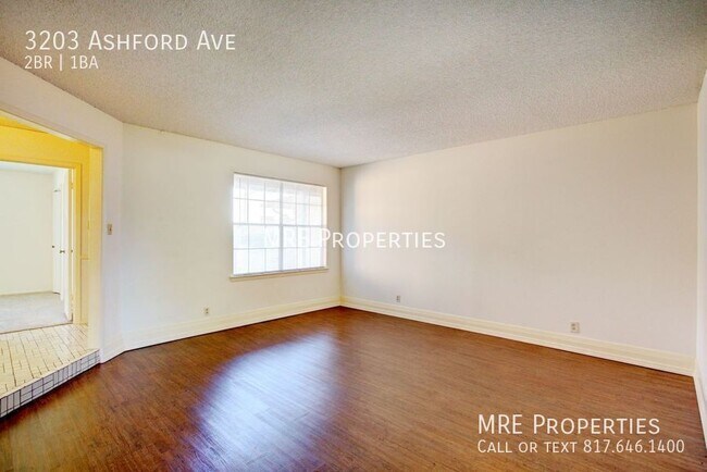 Building Photo - 3203 Ashford Ave