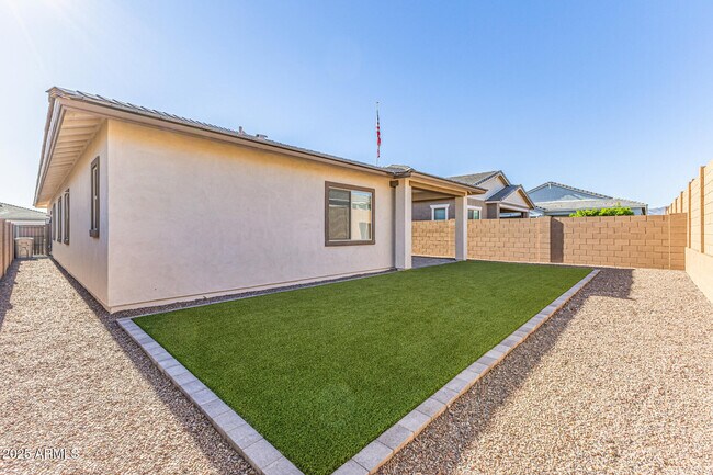 Building Photo - 20108 W Montecito Ave