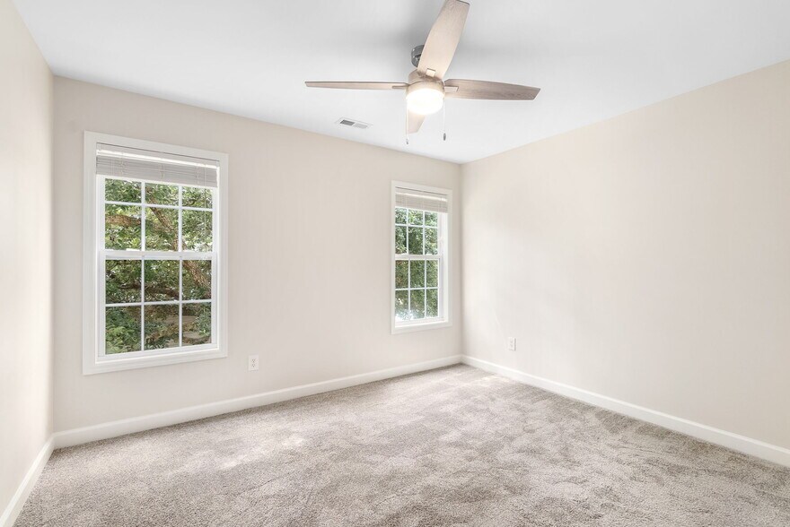 Building Photo - 109 Bobwhite Cir