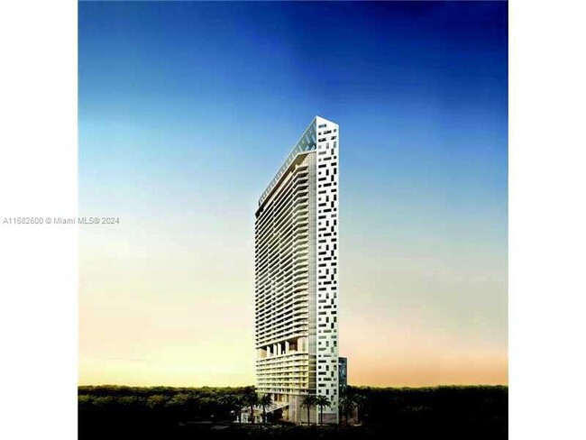 Building Photo - 1300 Brickell Bay Dr