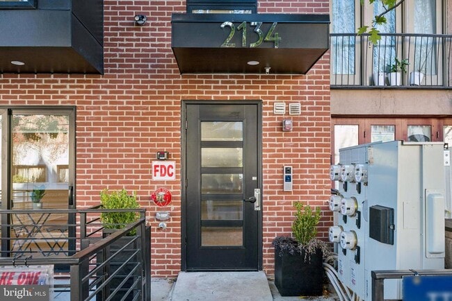 Building Photo - 2134 Wisconsin Ave NW