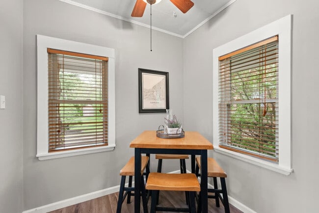 Building Photo - 16806 Pilgrim Ave