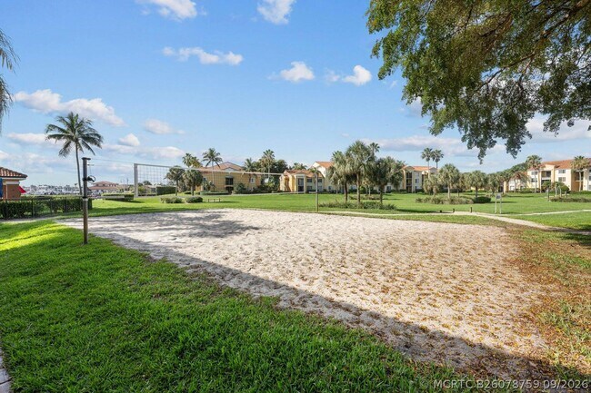 Building Photo - 103 Yacht Club Way