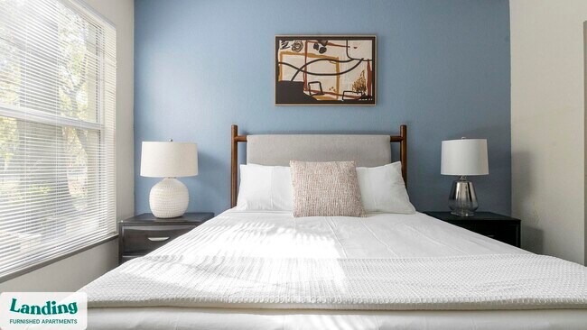 Building Photo - 1505 Fort Clarke Blvd