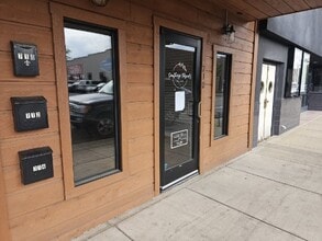 Building Photo - 710 S Main St