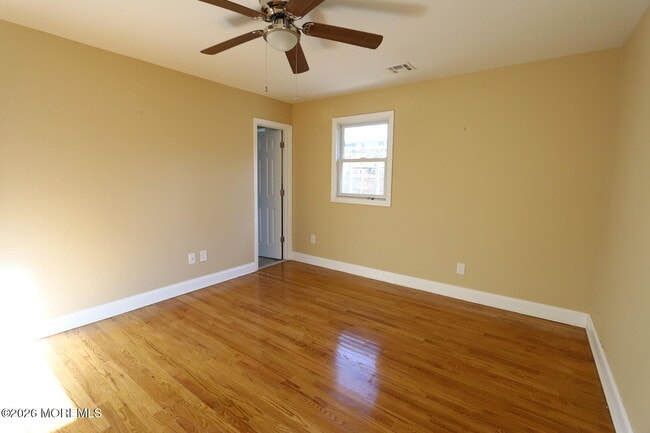 Building Photo - 1540 Birmingham Ave