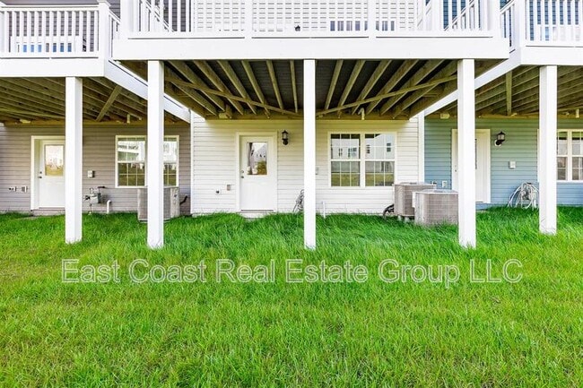 Building Photo - 2273 Marcy Dr