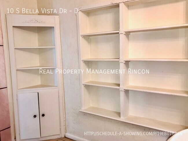 Building Photo - 10 S Bella Vista Dr
