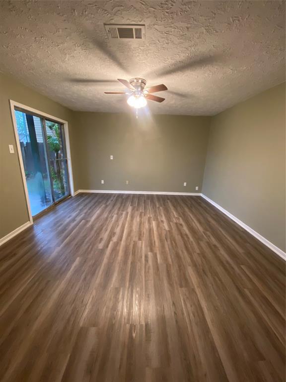Building Photo - 379 Richvale Ln