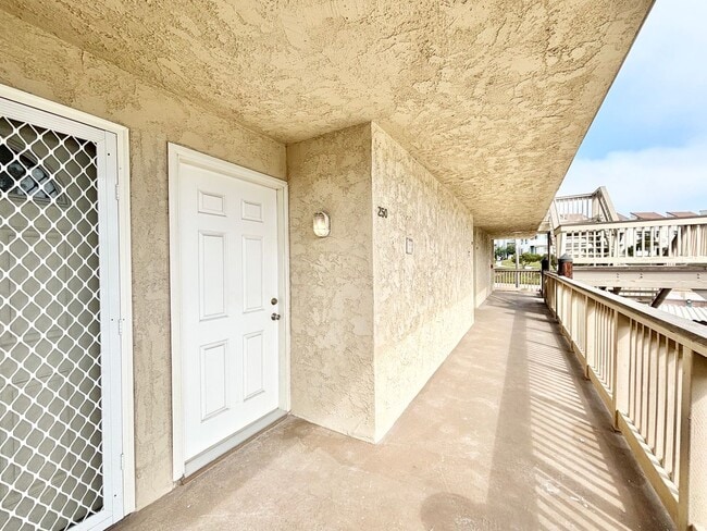 Building Photo - Surfside I | 2 Bedroom + 1.5 Bathroom with...