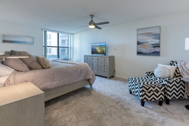 Building Photo - 3610 S Ocean Blvd