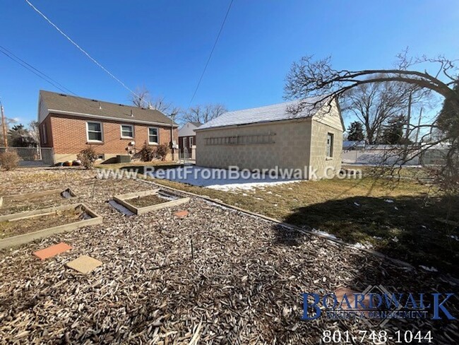 Building Photo - Great Remodeled Home in SLC