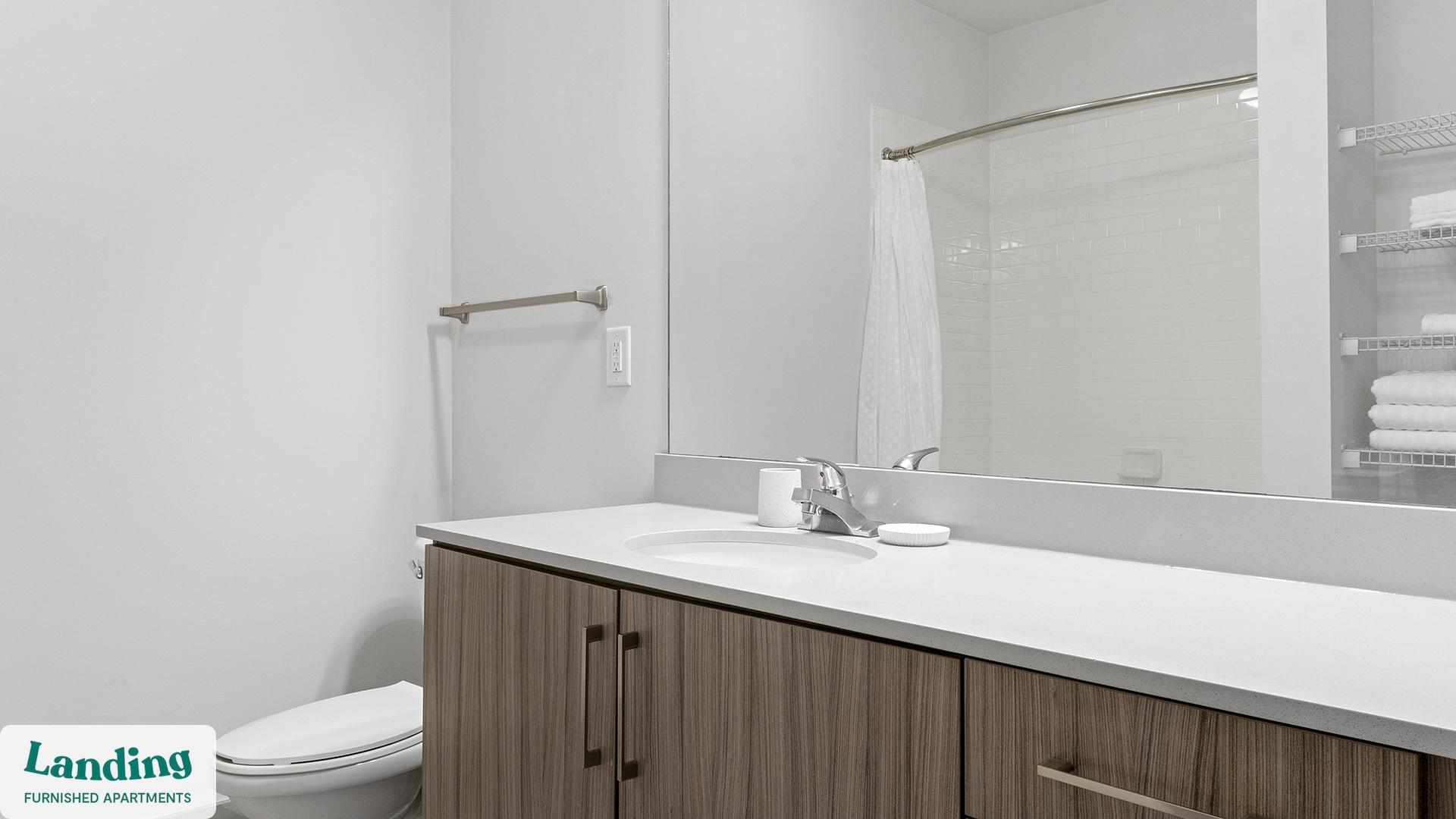 Building Photo - 930 Howell Mill Rd NW