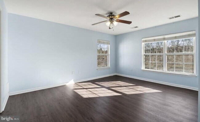 Building Photo - 4151 Castlecary Ln