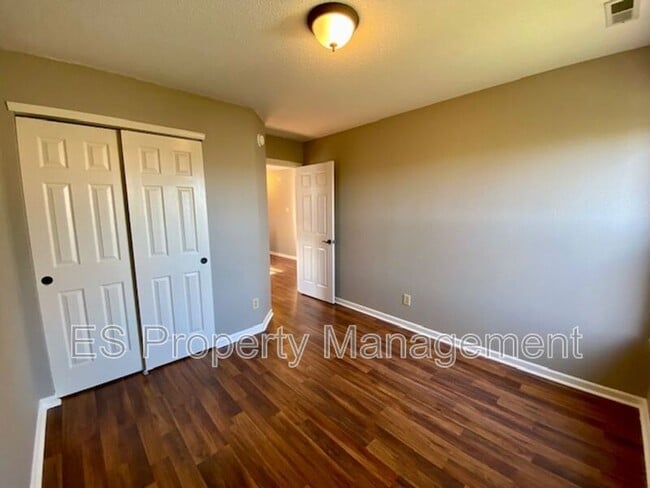 Building Photo - 16736 Aulton Dr