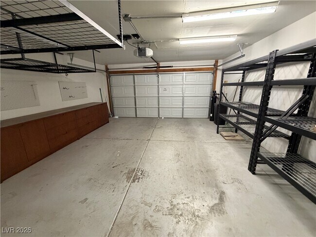 Building Photo - 9333 Jumpin Juniper