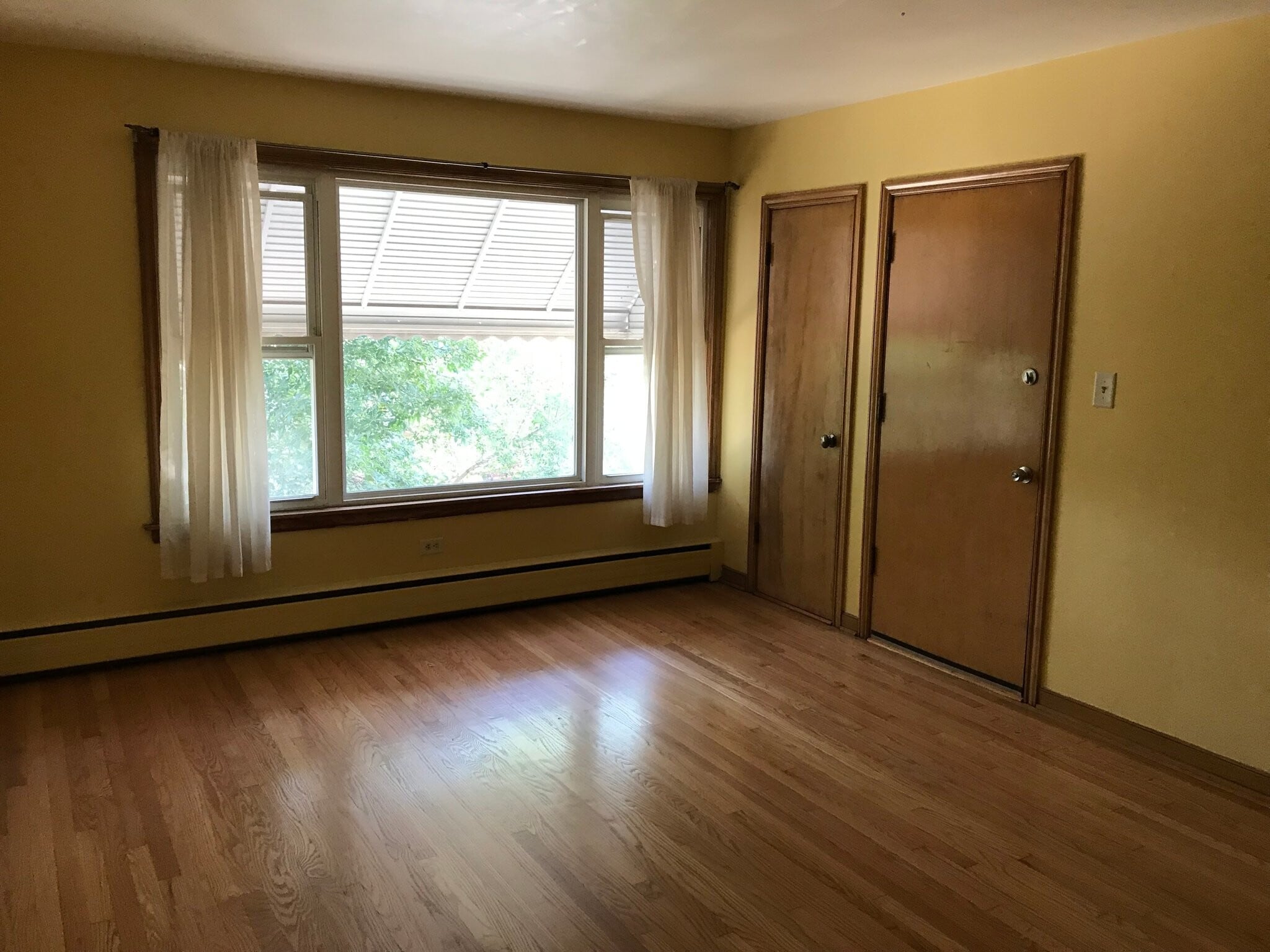 Building Photo - 2533 S 57th Ct