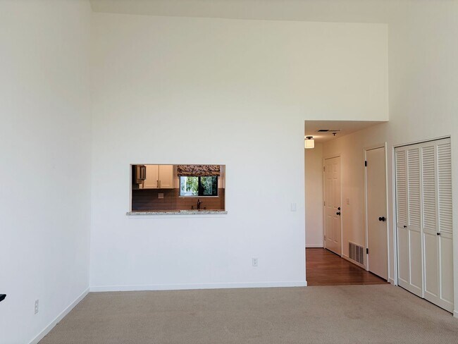 Building Photo - 258 Sandpiper Ct