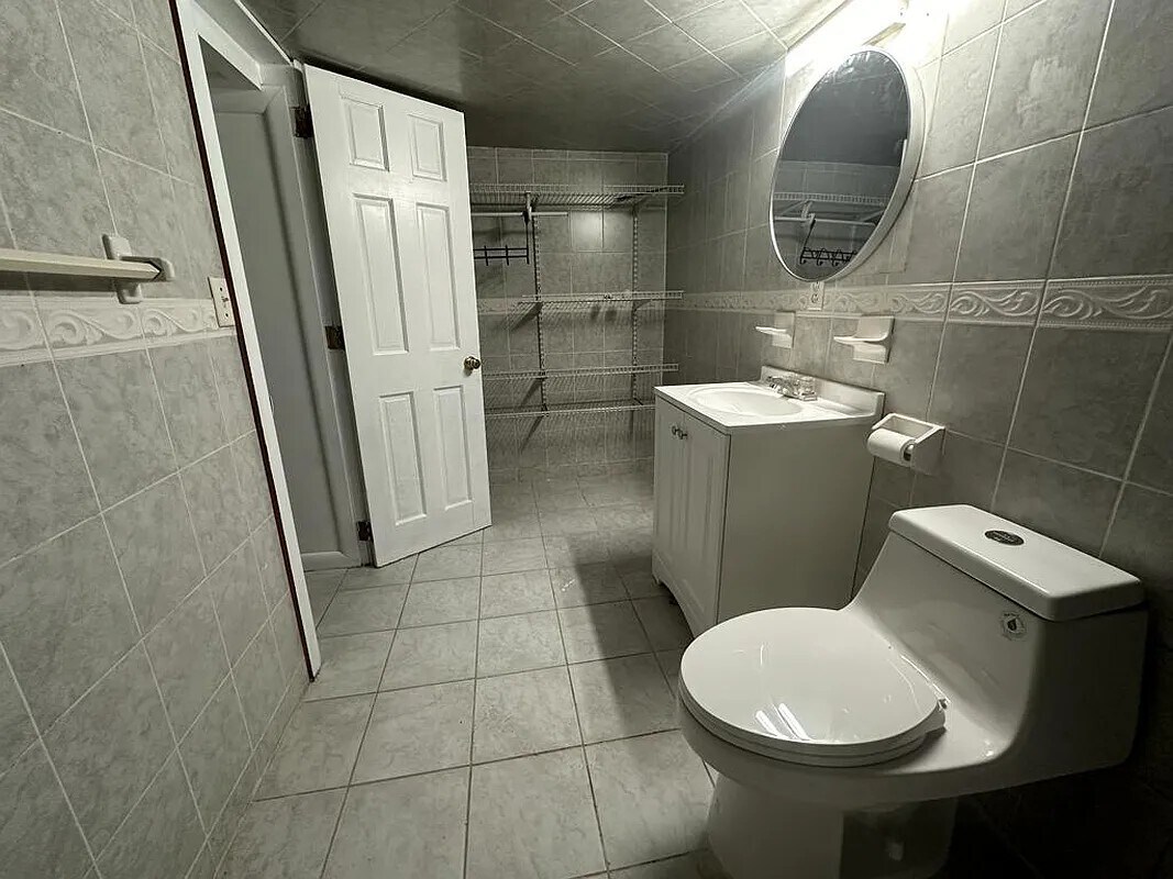 Building Photo - 8412 130th St