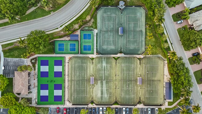 Building Photo - 10307 Heritage Bay Blvd