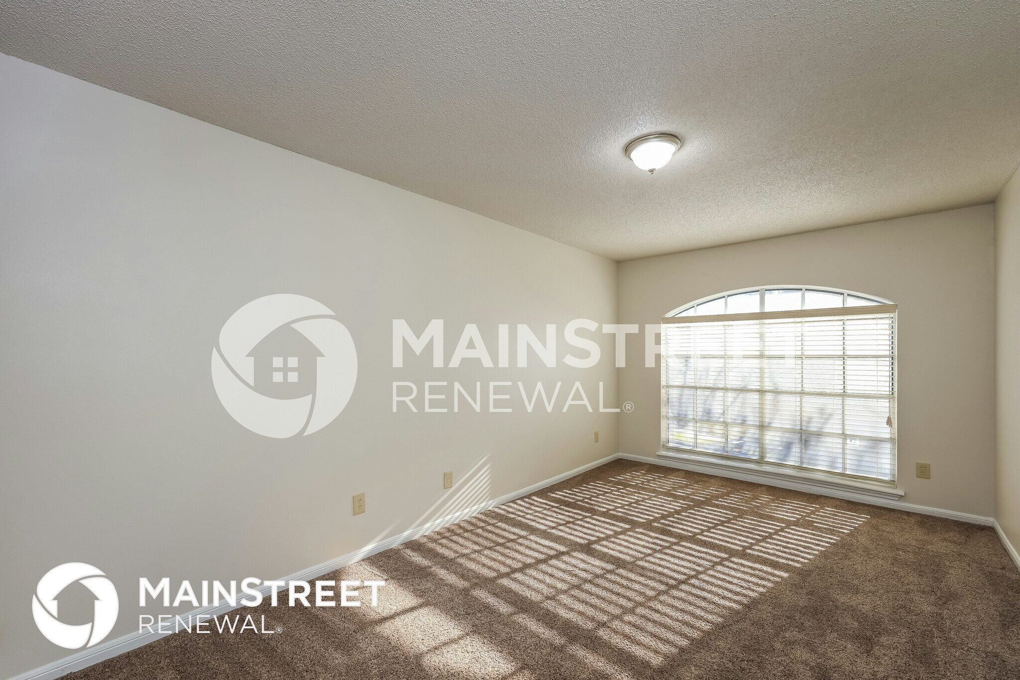 Building Photo - 3732 Hull St