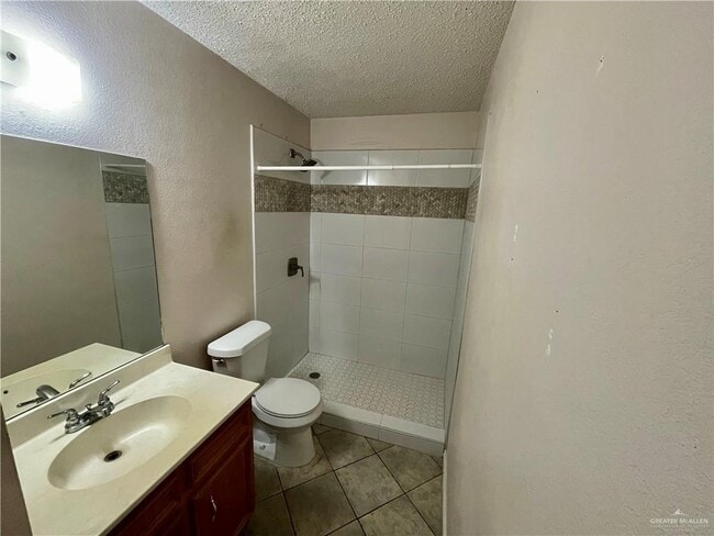 Building Photo - 13 N 41st St