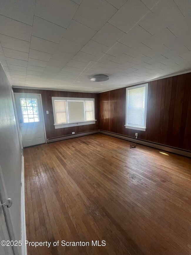 Building Photo - 75 Woodlawn Ave