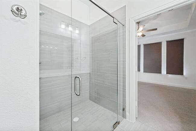 Building Photo - 4565 Stone Valley Trl