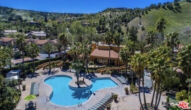 Building Photo - 5922 Las Virgenes Creek