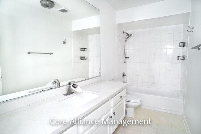 Building Photo - 18200 Andrea Cir S