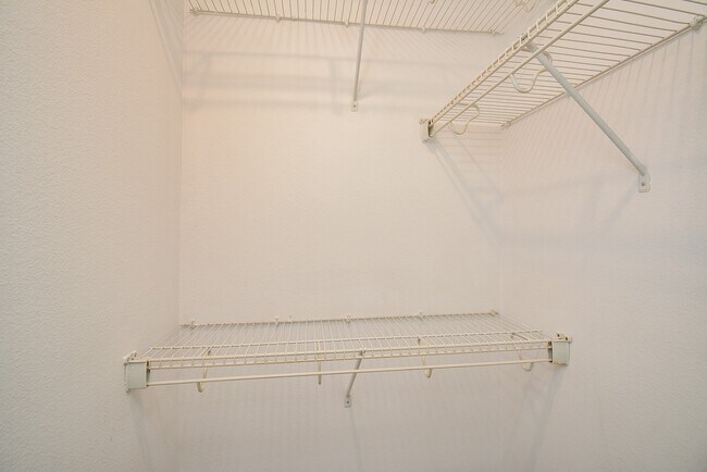 Building Photo - 29725 Sullivan Oaks Dr