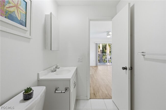 Building Photo - 8109 Country Rd