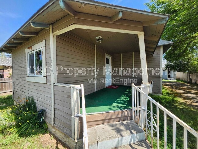 Building Photo - 170 N Gale Hill Ave