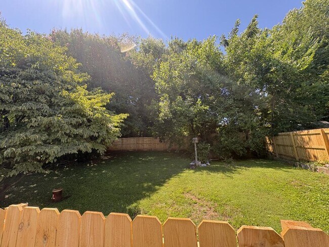 Building Photo - 307 Kensi Dr NW