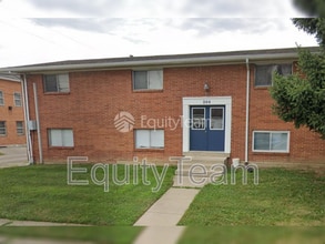 Building Photo - 204 N 10th St