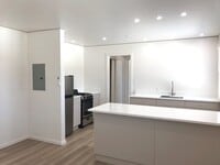 Building Photo - Renovated. Great Los Alamos location, No C...