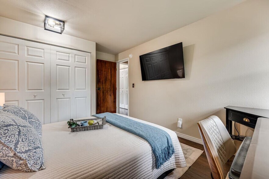 Building Photo - 3315 Chisholm Trail