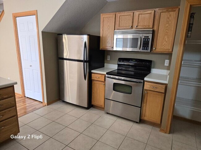 Building Photo - 8610 Ep True Pky