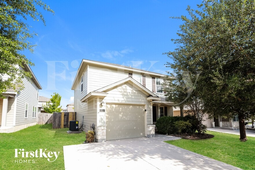 Building Photo - 1811 Buescher Path