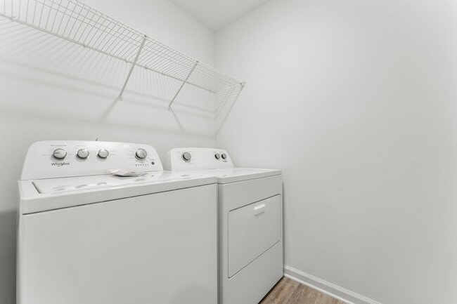 Building Photo - 453 Riverwalk Cir