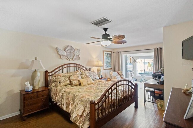 Building Photo - 355 Boca Ciega Point Blvd S