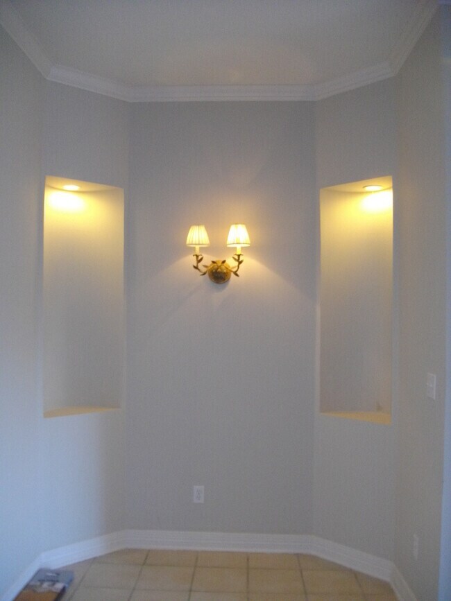 Building Photo - Kings Pointe Subdivision Just off E..Kings...