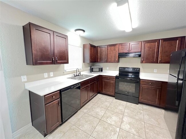 Building Photo - 2427 SW 168th Loop