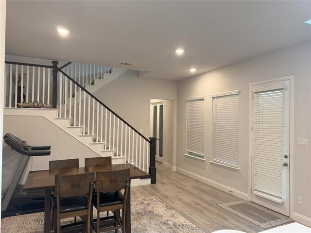 Building Photo - 4544 El Paso Dr