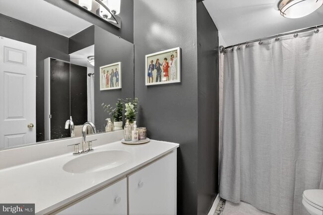 Building Photo - 313 Sage Ln